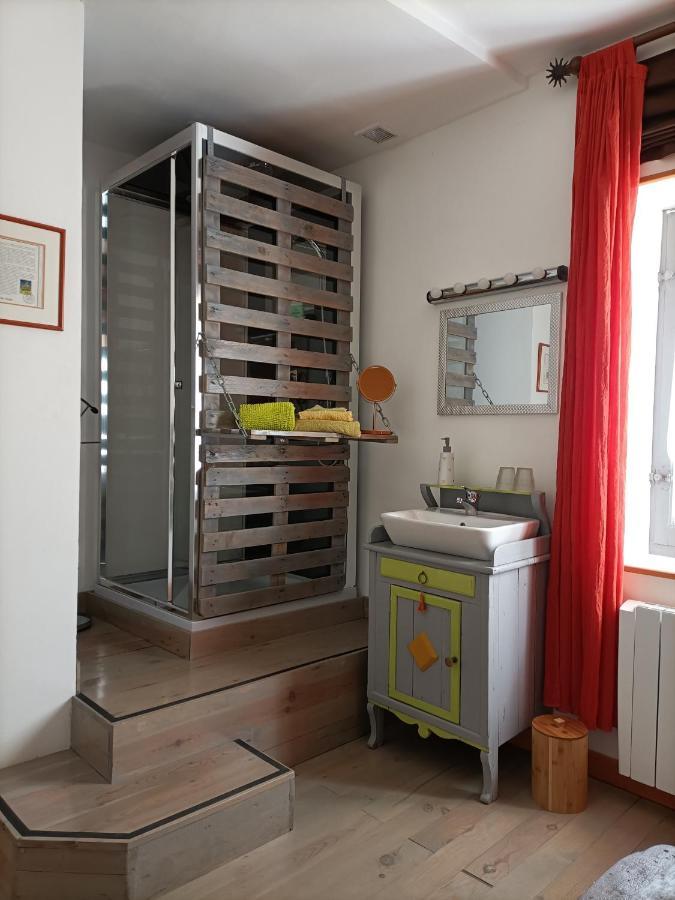 La Bonne Planque - Maison Eclusiere De La Planque Bed & Breakfast Mas-Saintes-Puelles